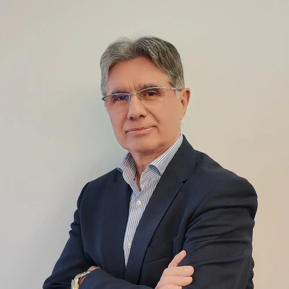 Милан Миланов управител